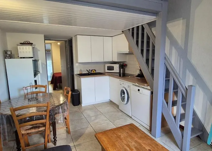 Hébergement de vacances Les Jardins D Ete Maison Climatisée Dans Résidence Avec Piscine - 3 - Parking - Wifi *